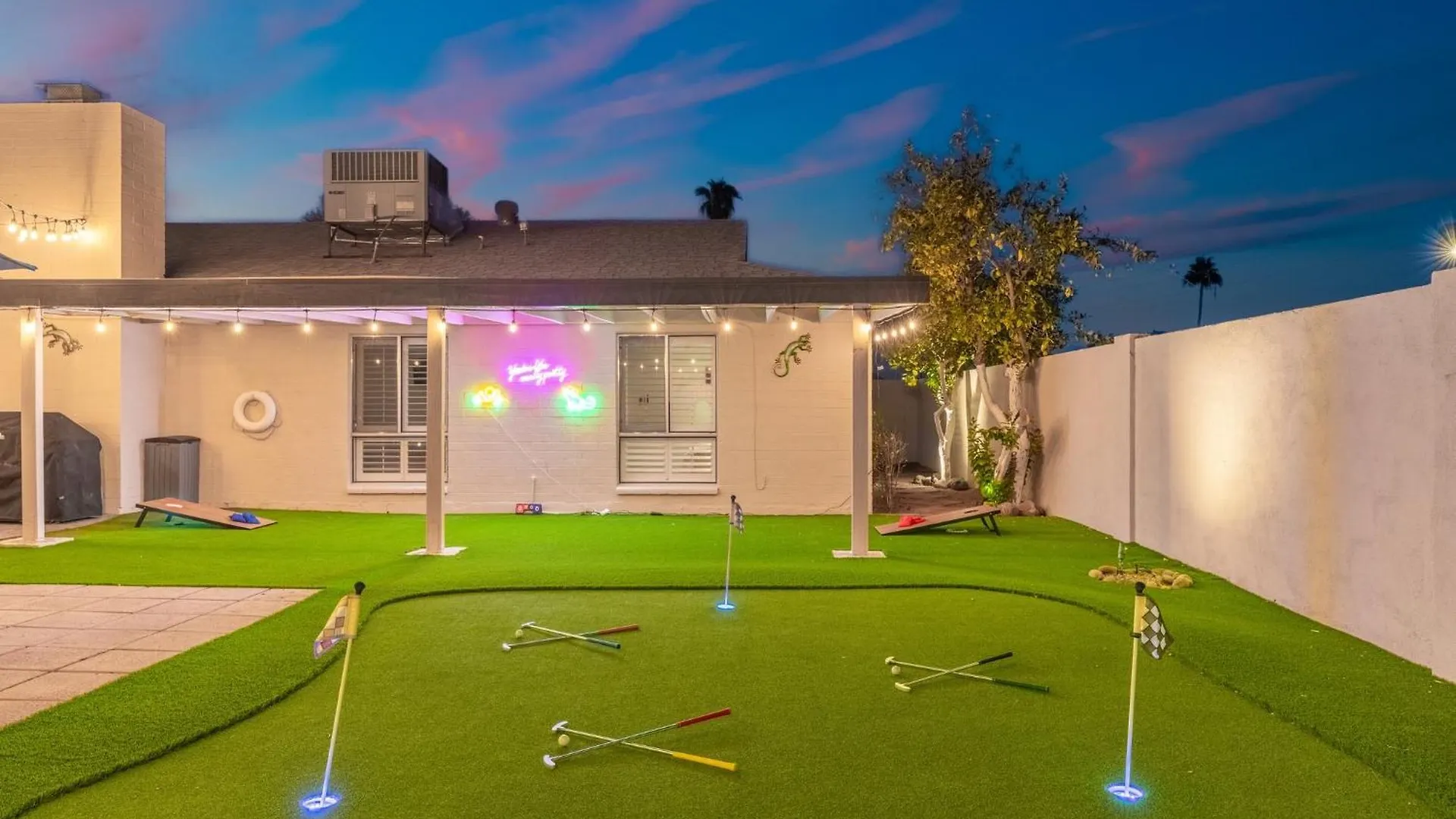 Phoenix Oasis I Free Heated Pool I Mini Golf I Luxe 4Br Hébergement de vacances